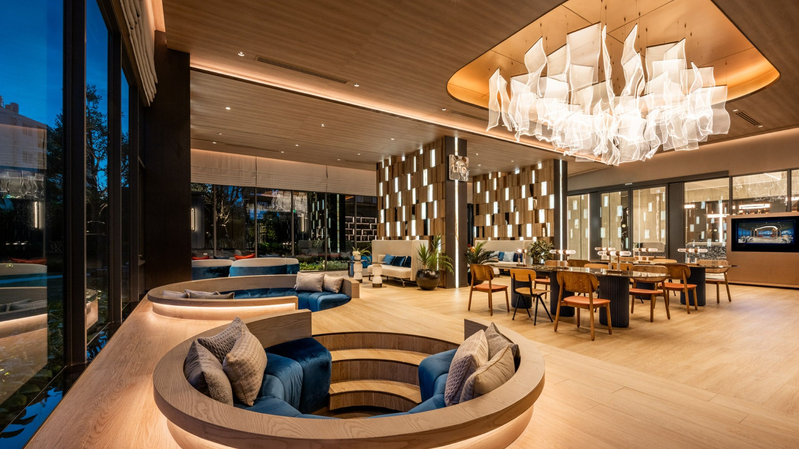 Exterior or project image for Life Rama 4 - Asoke in Bangkok