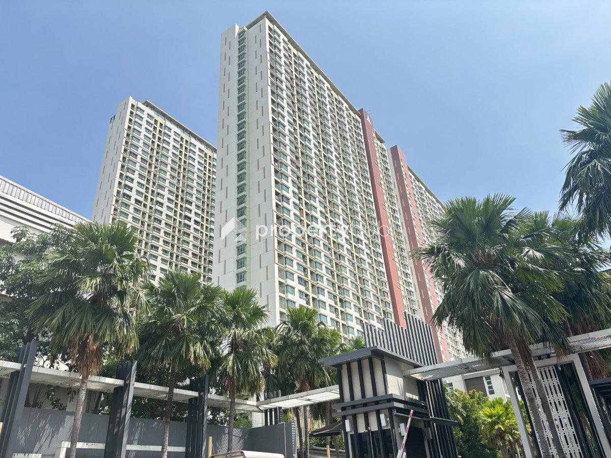 Exterior or project image for Lumpini Park Riverside Rama 3 in Bangkok