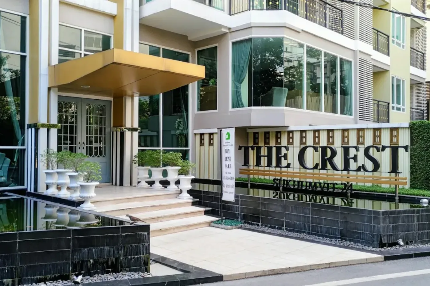 Exterior or project image for The Crest Sukhumvit 24 in Bangkok